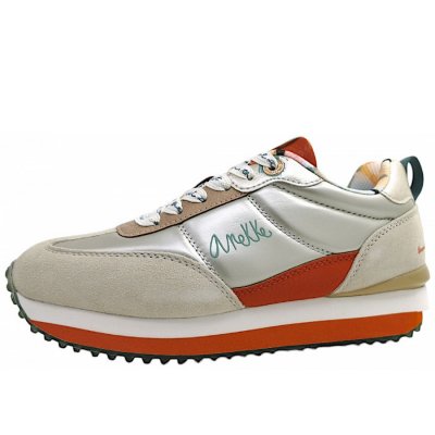 Anekke Schnürer in beige orange Anekke Schnürer in beige orange