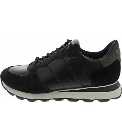 Geox Spherica Sneaker in black Geox Spherica Sneaker in black
