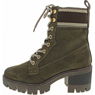 Tamaris Schnürstiefel in olive Tamaris Schnürstiefel in olive