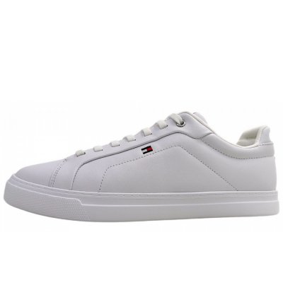 Tommy Hilfiger Icon Court Light ESS sportlicher Schnürer in White YBS Tommy Hilfiger Icon Court Light ESS sportlicher Schnürer in White YBS