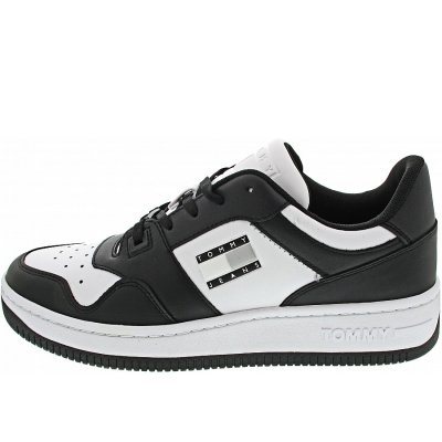 Tommy Jeans Basket Leather Sneaker in black